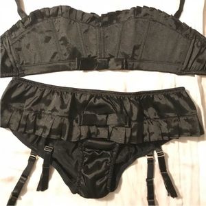 Victorias Secret Two Piece Vintage Matching Bra and Panty Sexy Things Set